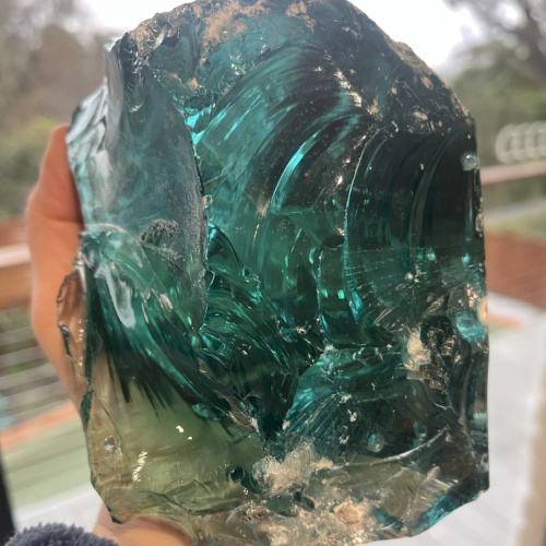 Glass feature rock