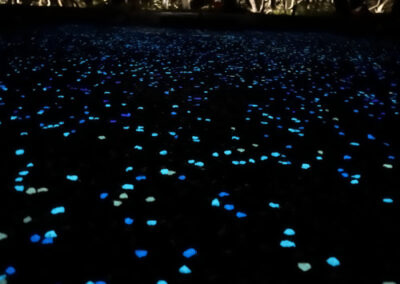 Glow pebbles 7