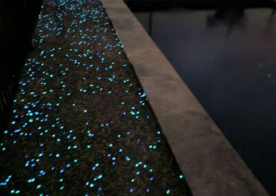 Marine glow stones